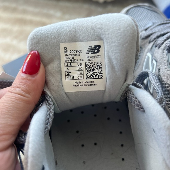 New Balance 1906r Gray, New with tags - Picture 6 of 6